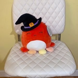 Detra the Octopus Witch